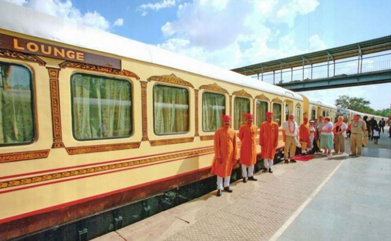 Palace on Wheels Tour